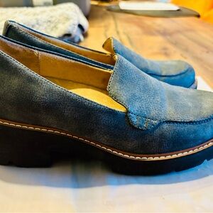 Grey Naturalizer suede loafers -excellent condition!